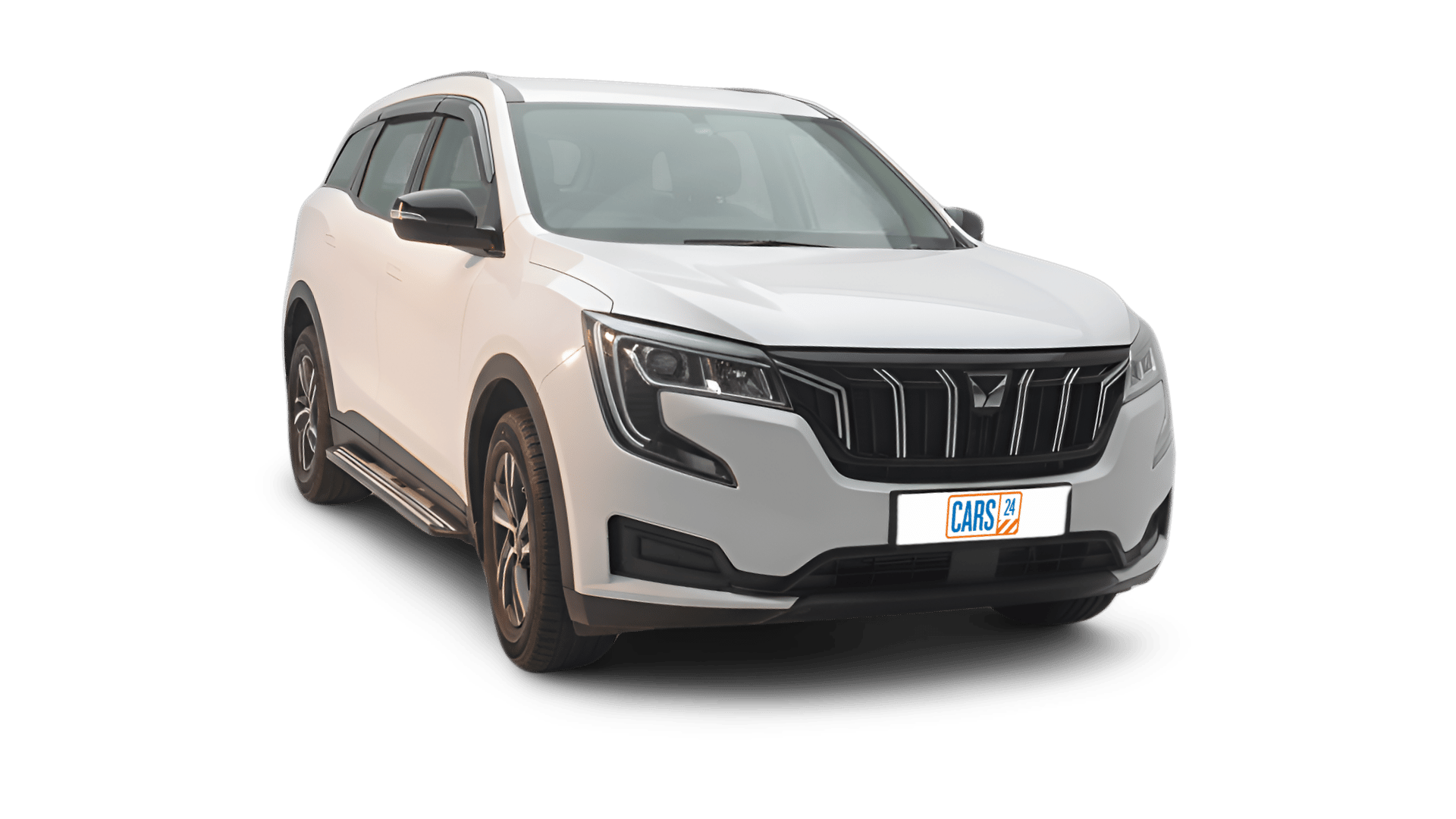 2022 Mahindra XUV700 - SUV - Petrol - Manual - ₹12.75 lakh